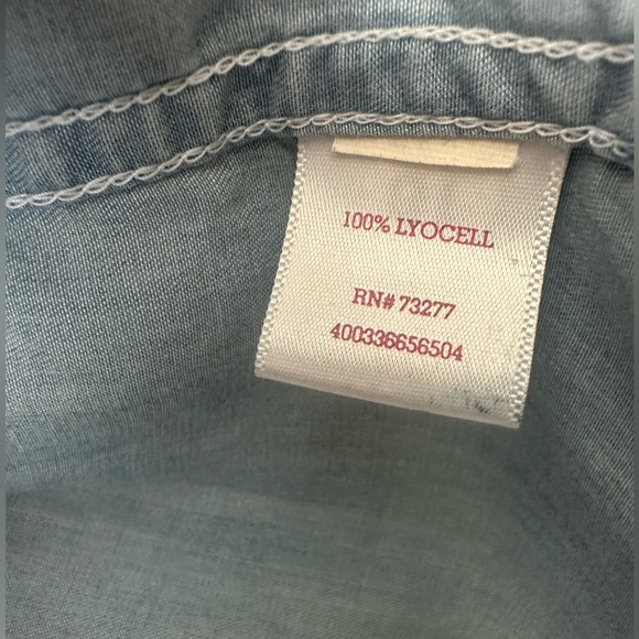 Women’s SO perfect shirt size M - Picture 4 of 4